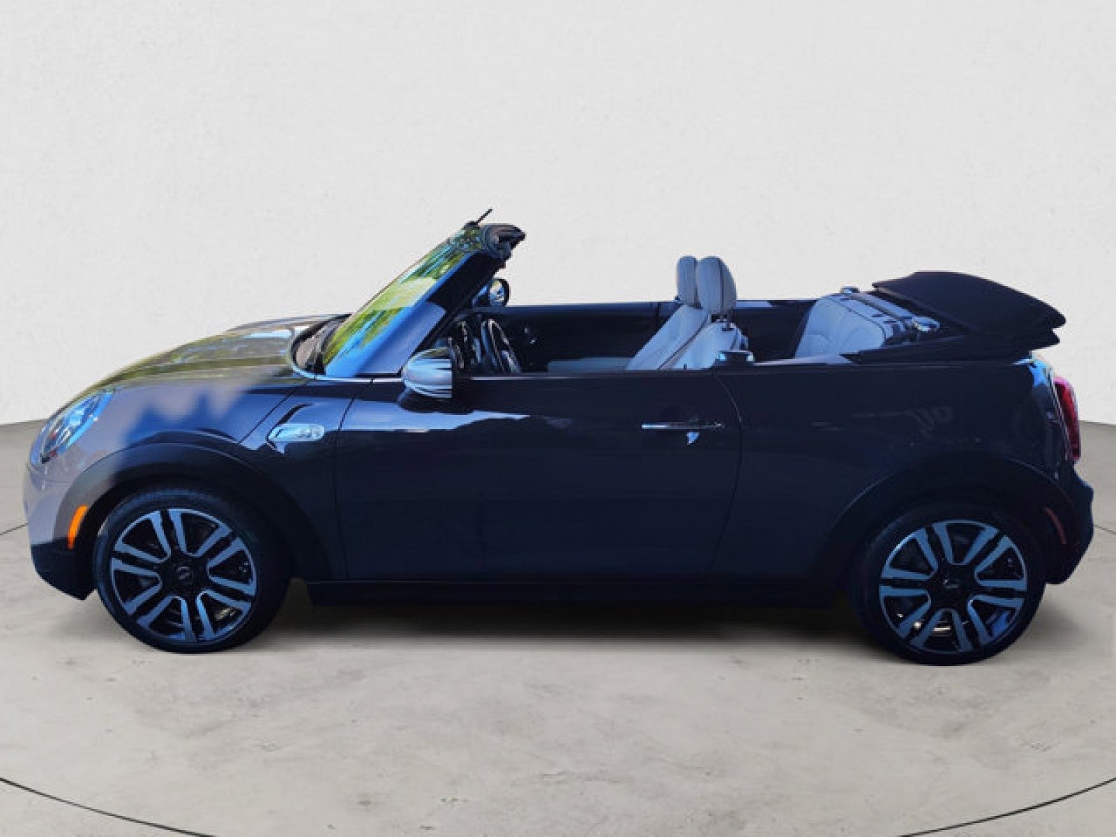 2019 MINI Convertible Cooper S | Iconic