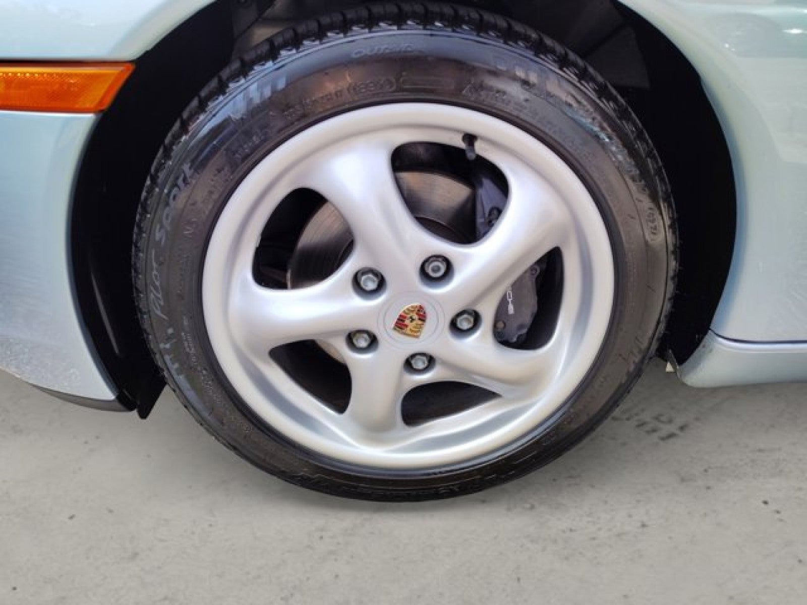 1999 Porsche Boxster 2dr Roadster Manual