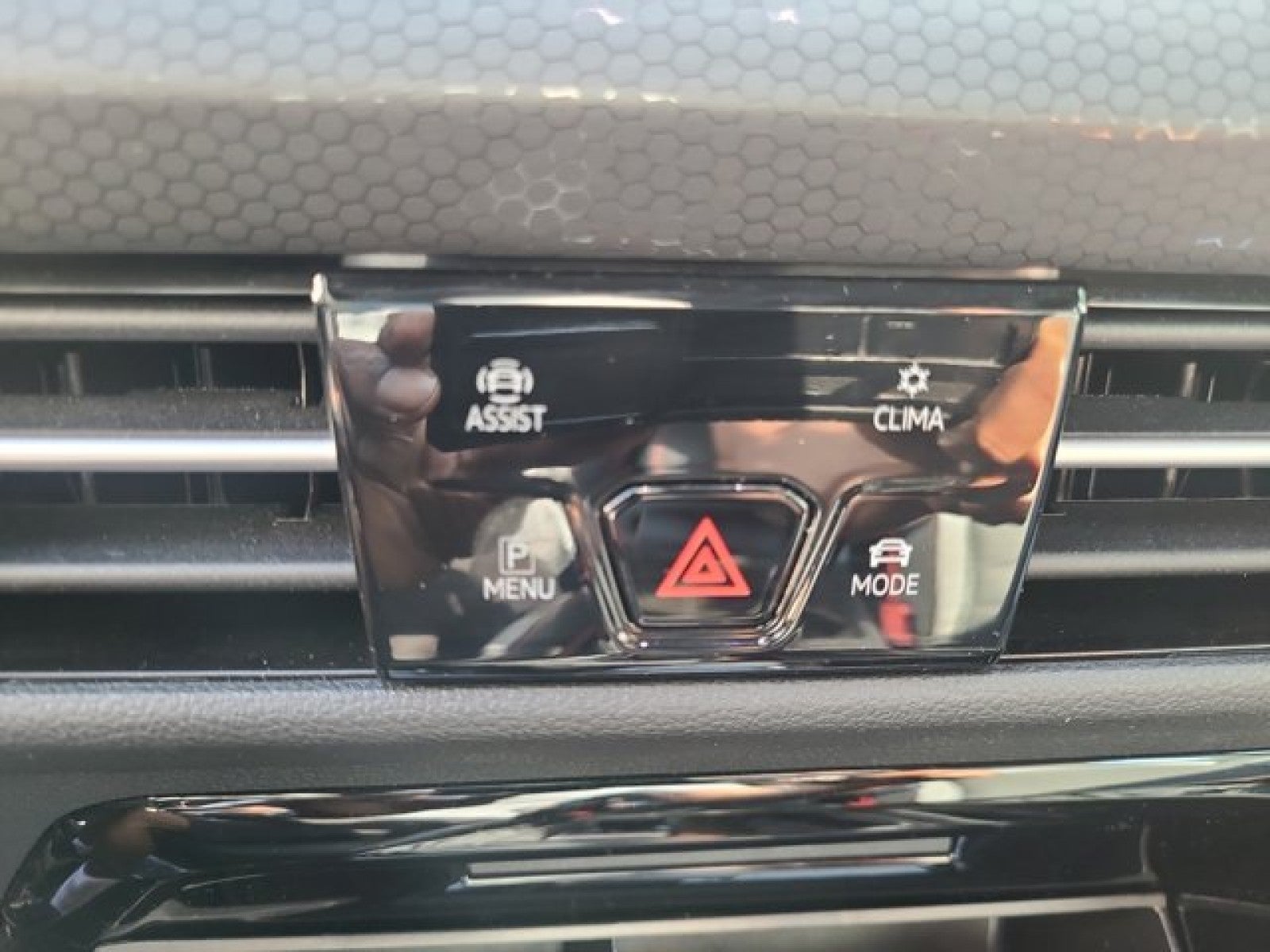 2024 Volkswagen Golf GTI SE | Leather Package