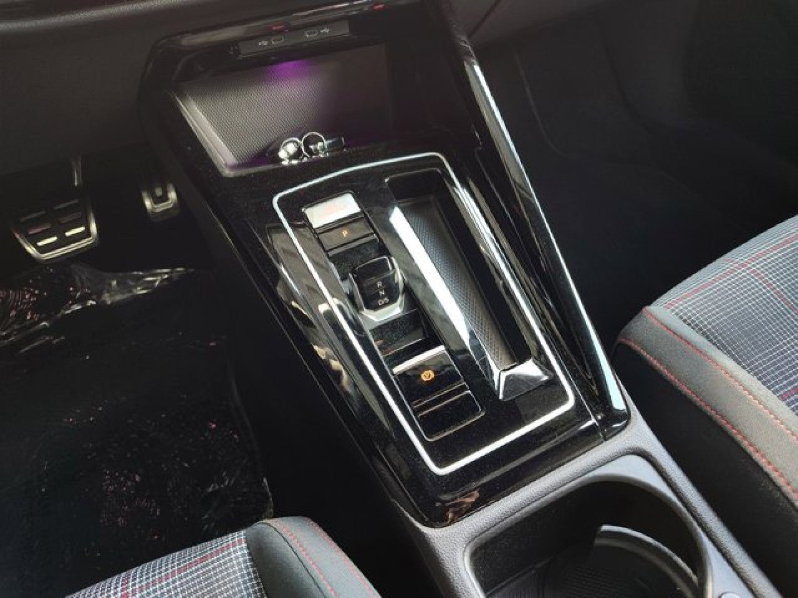 2024 Volkswagen Golf GTI S