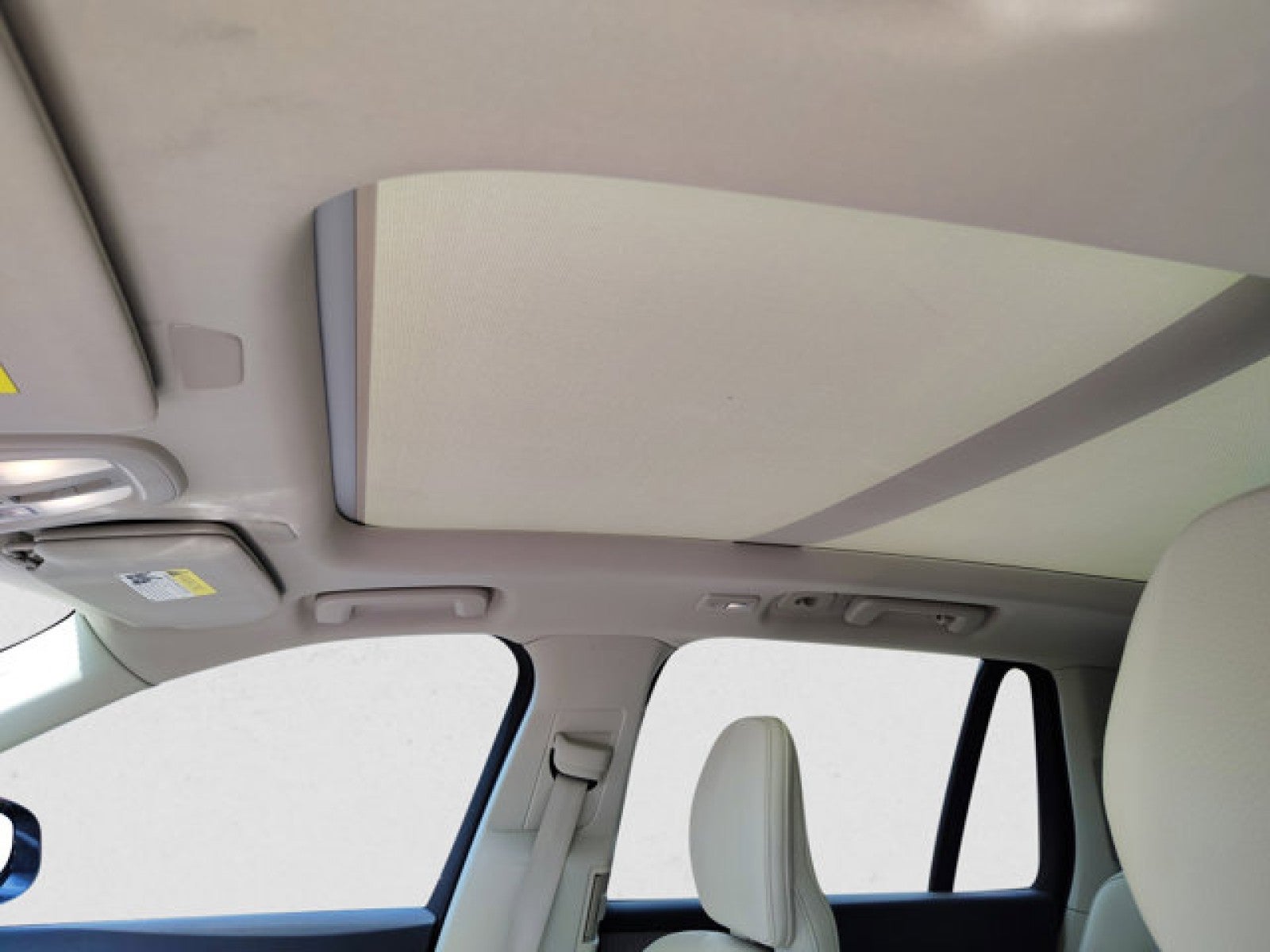 2023 Volvo XC90 B6 Plus AWD | Bucket seats, 21 wheels