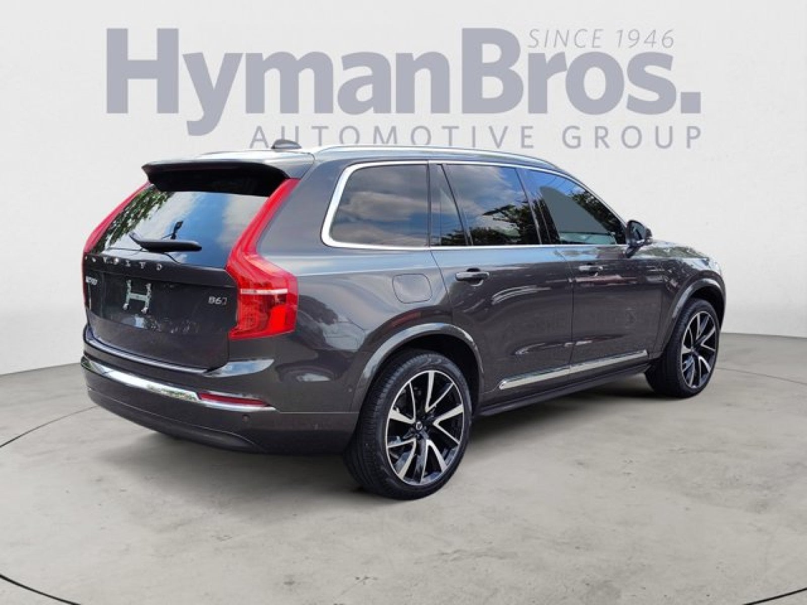 2023 Volvo XC90 B6 Plus AWD | Bucket seats, 21 wheels