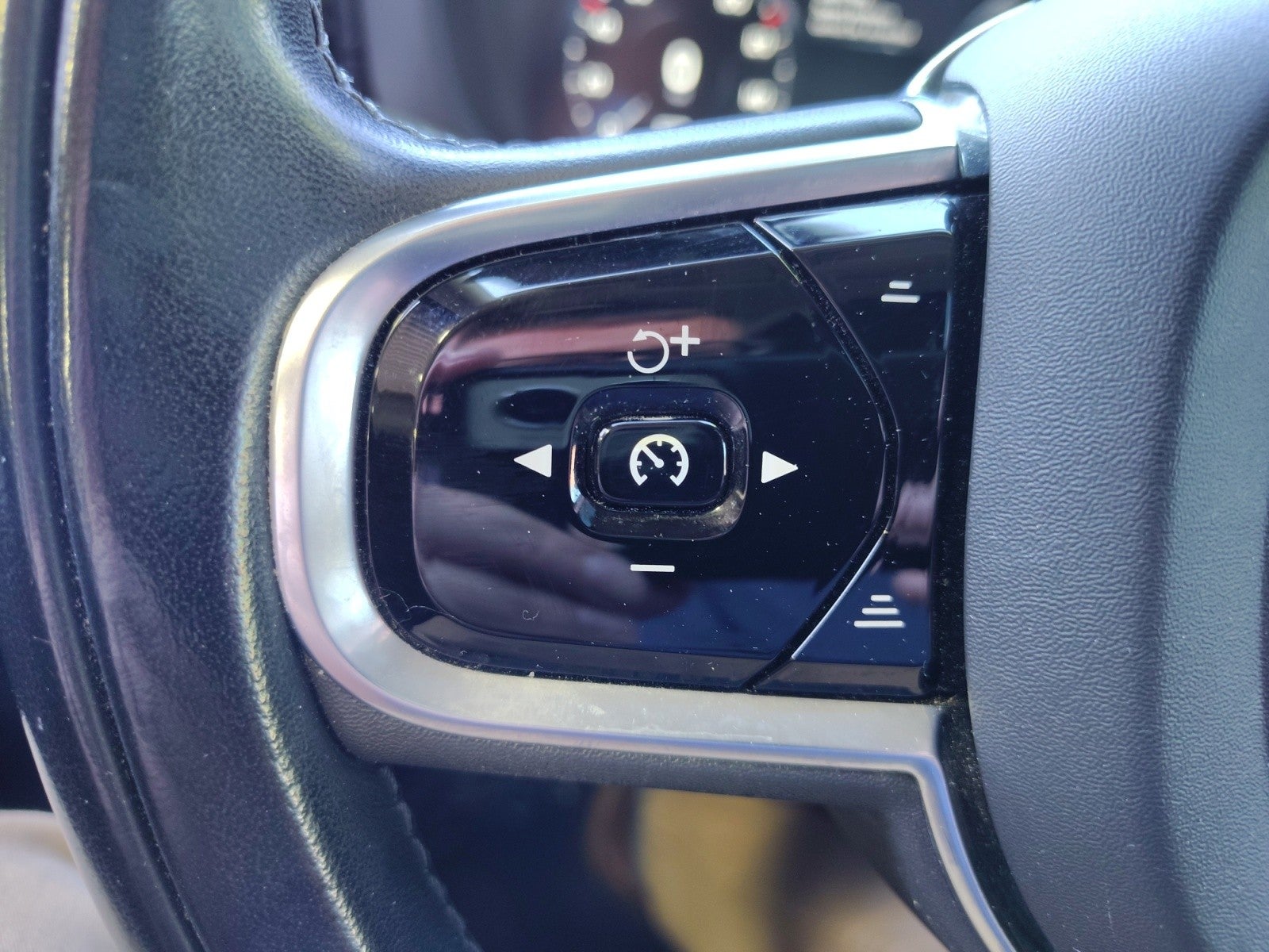 2021 Volvo XC60 Inscription AWD