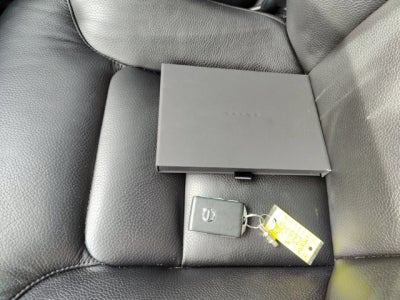 2021 Volvo XC90 T6 Momentum AWD | Bucket seats, Advanced