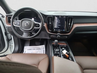 2023 Volvo XC60 AWD Plus Dark Theme