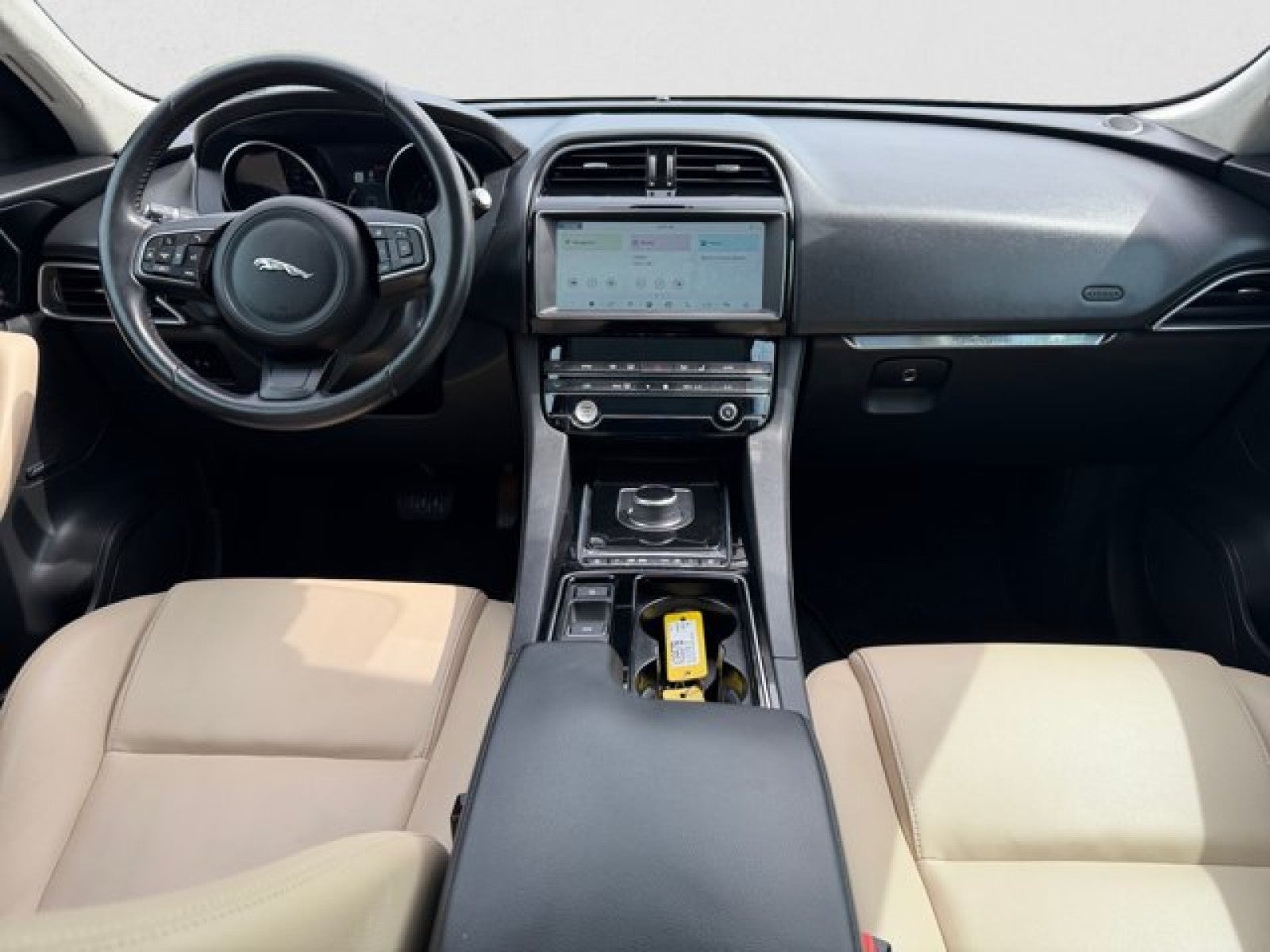 2020 Jaguar F-PACE 25t Premium