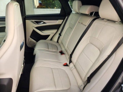 2024 Jaguar F-PACE R-Dynamic S