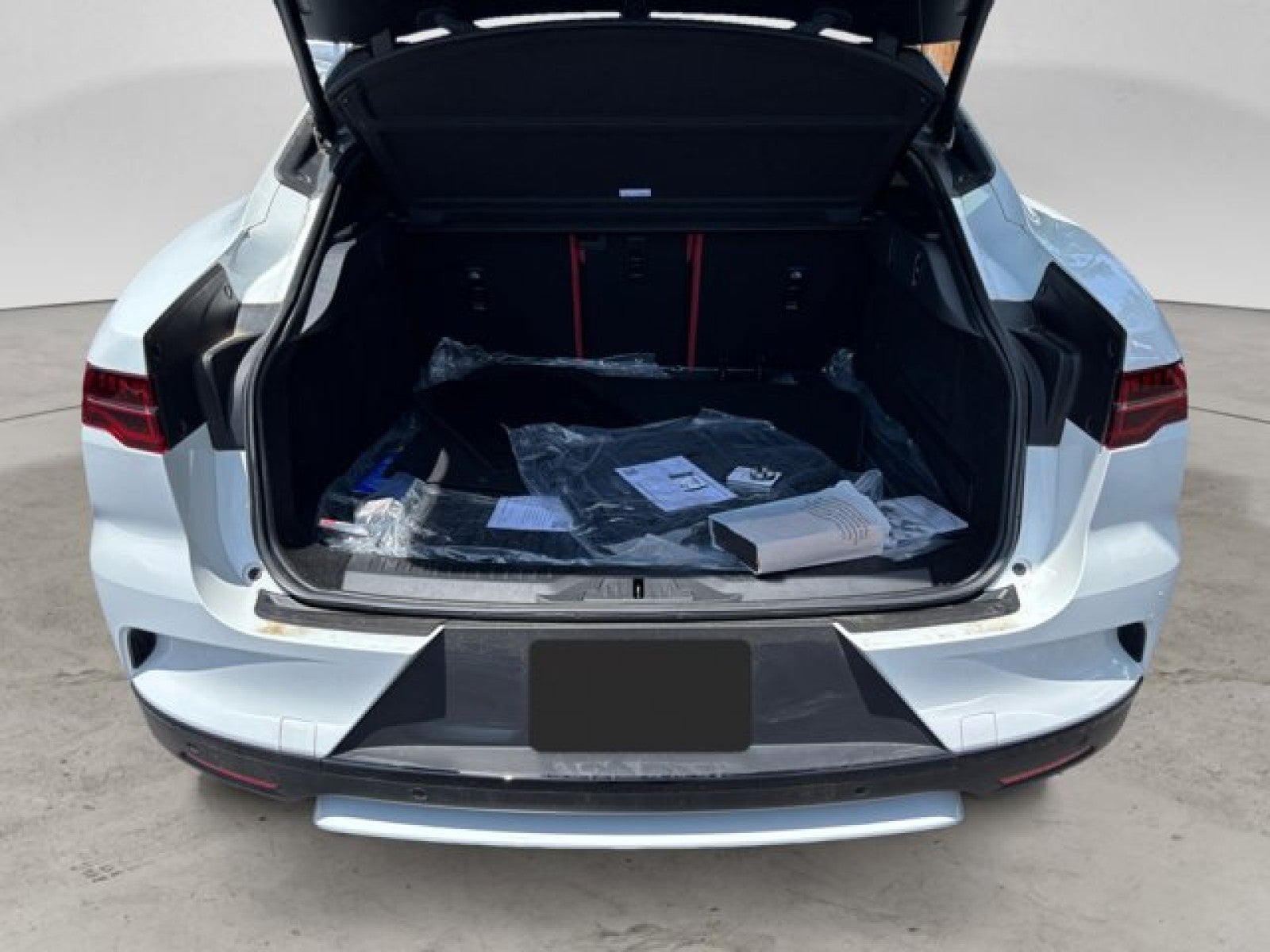 2024 Jaguar I-PACE R-Dynamic HSE