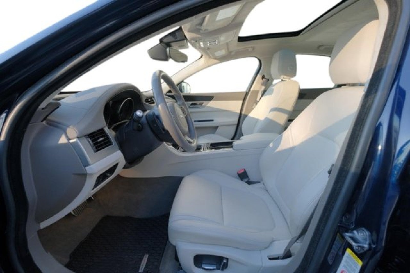 2020 Jaguar XF 25t Premium