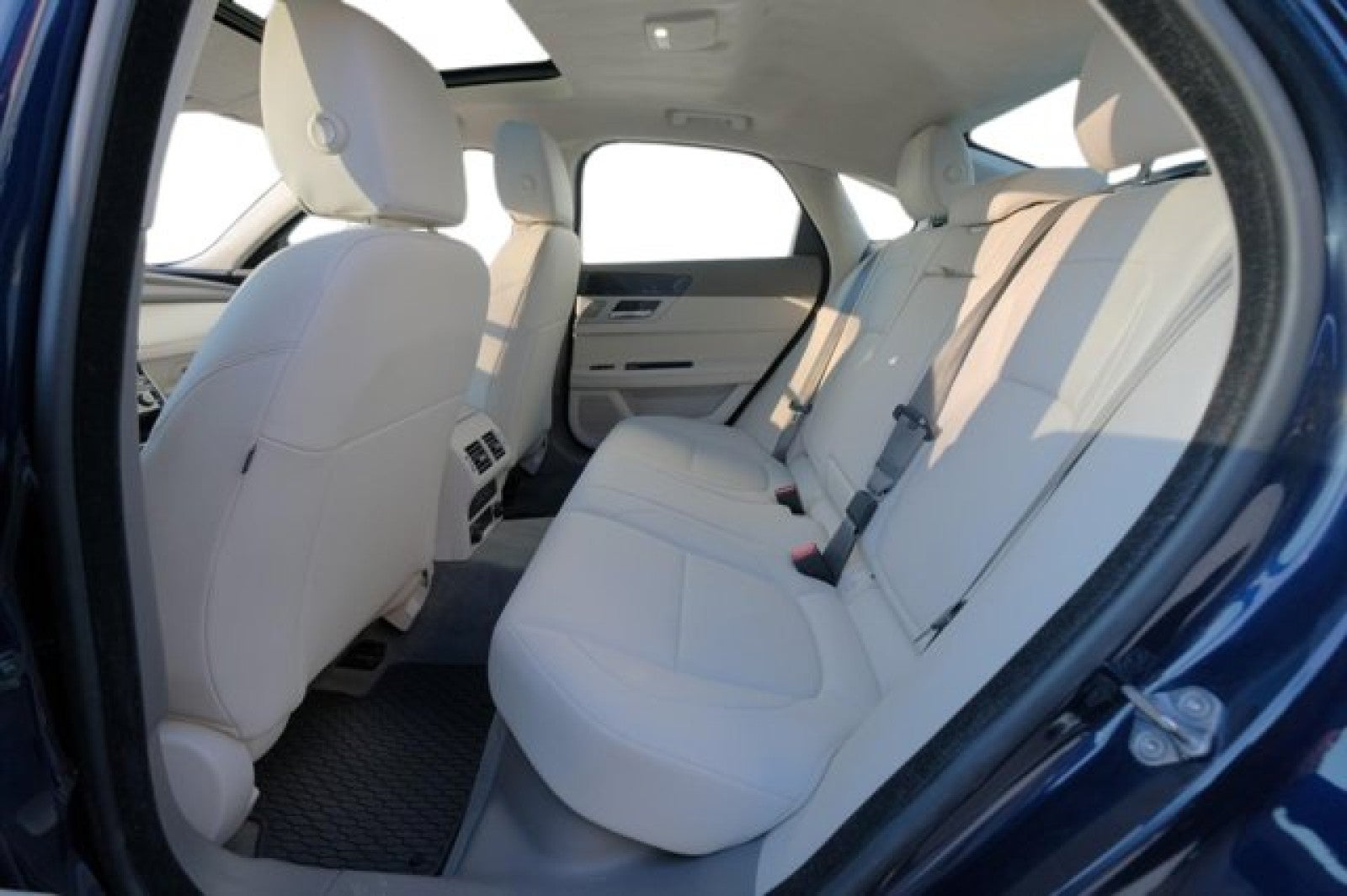 2020 Jaguar XF 25t Premium