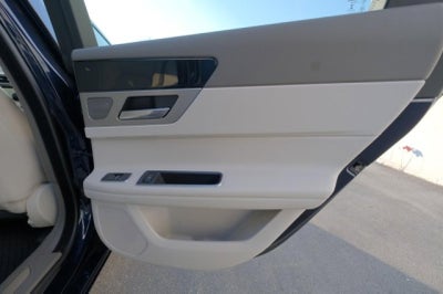 2020 Jaguar XF 25t Premium