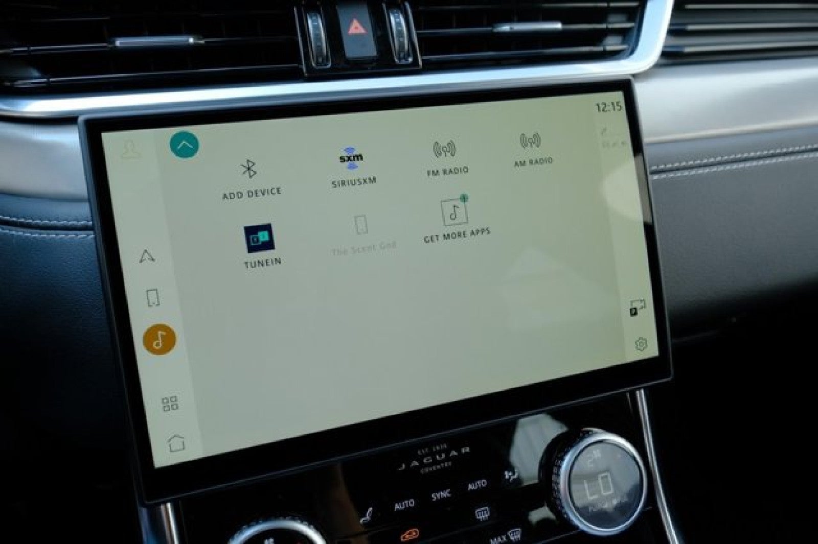 2024 Jaguar XF R-Dynamic SE