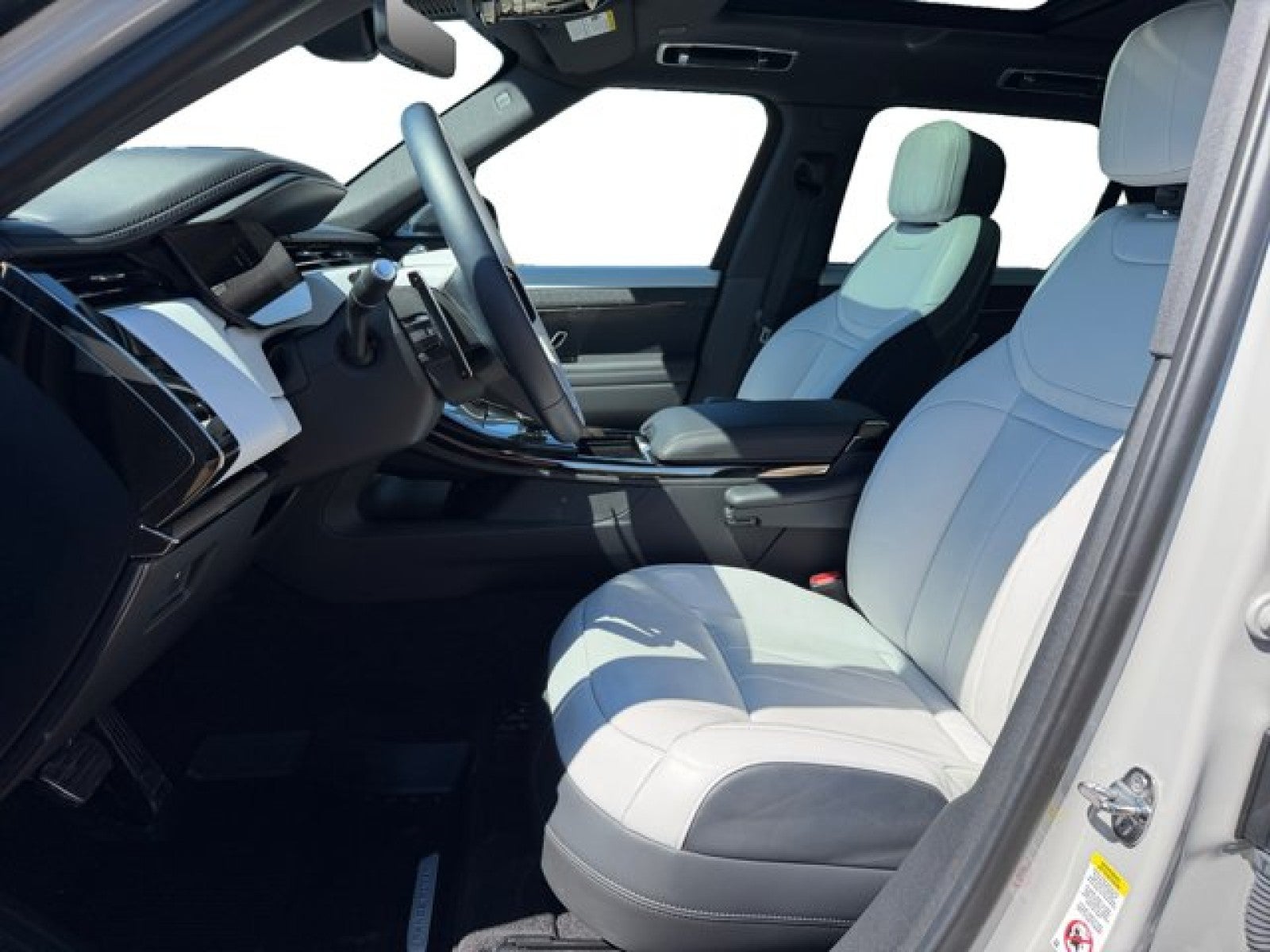 2025 Land Rover Range Rover Sport Dynamic SE