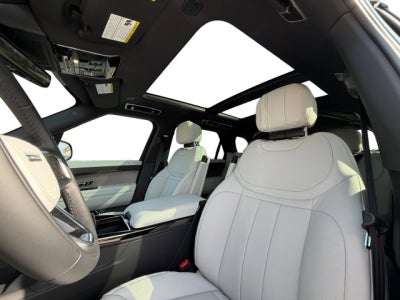 2026 Land Rover Range Rover Sport SE