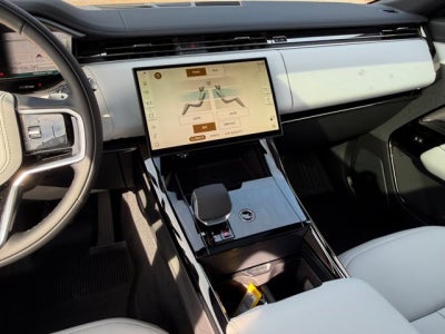 2026 Land Rover Range Rover Sport SE