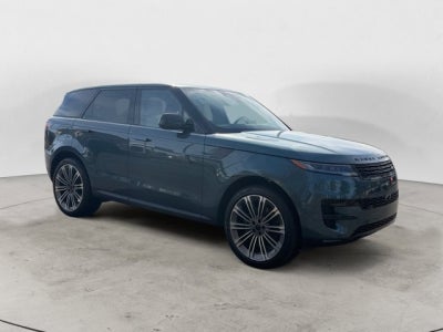 2026 Land Rover Range Rover Sport SE