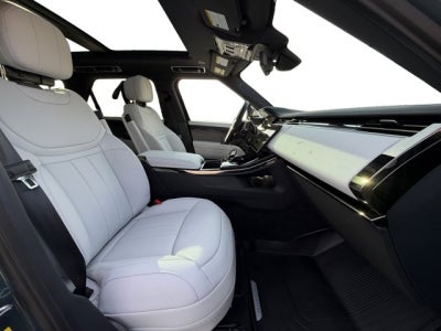 2026 Land Rover Range Rover Sport SE
