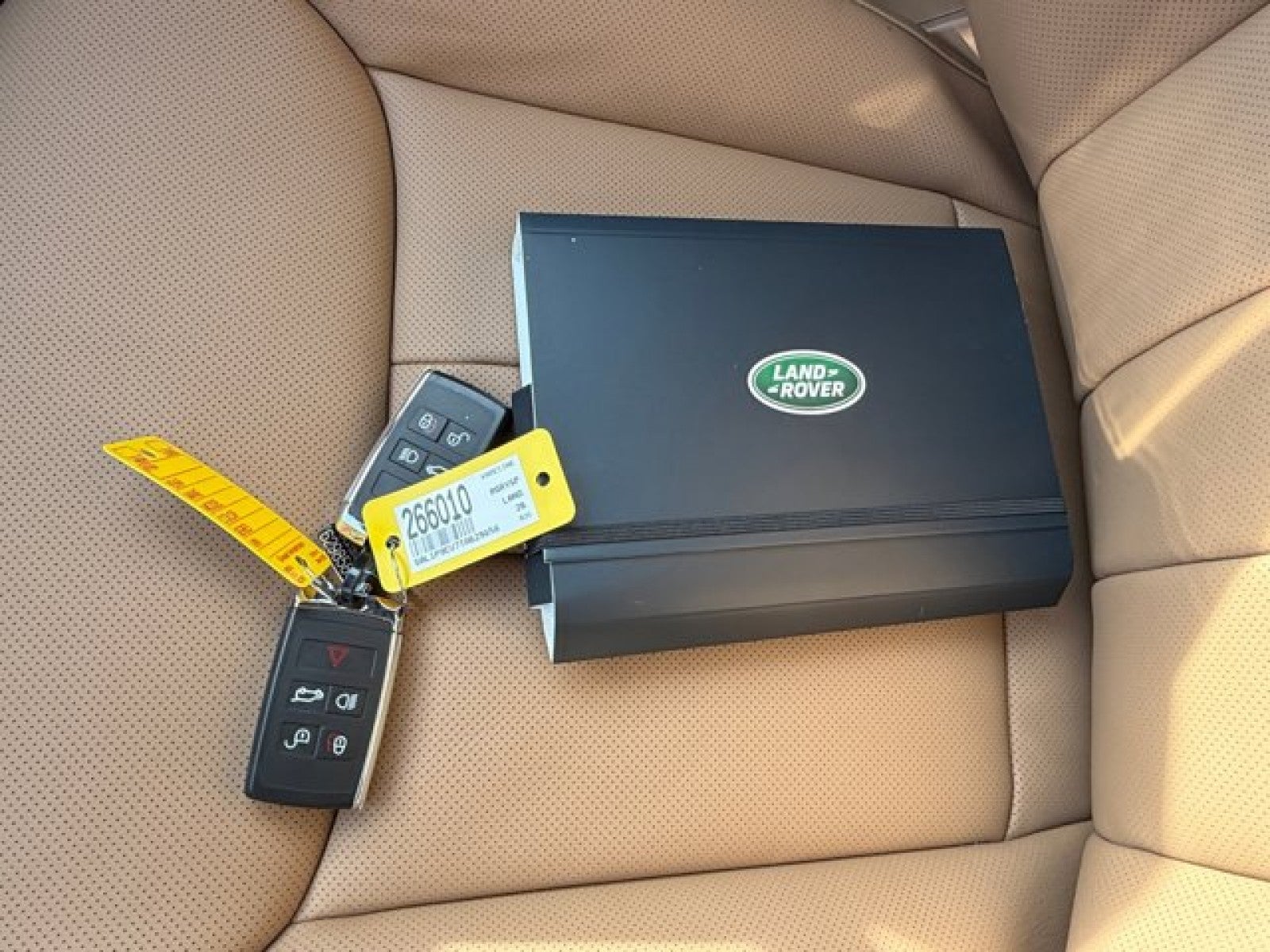 2026 Land Rover Range Rover Sport SE