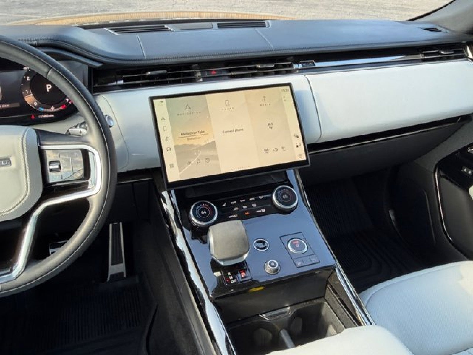 2023 Land Rover Range Rover Sport SE