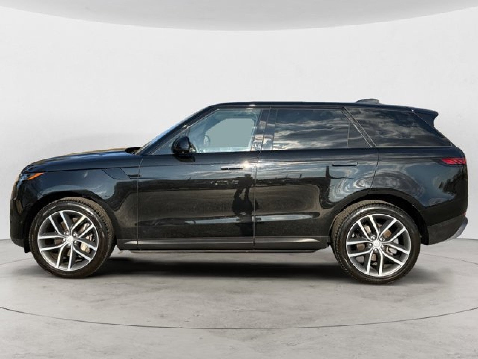 2023 Land Rover Range Rover Sport SE