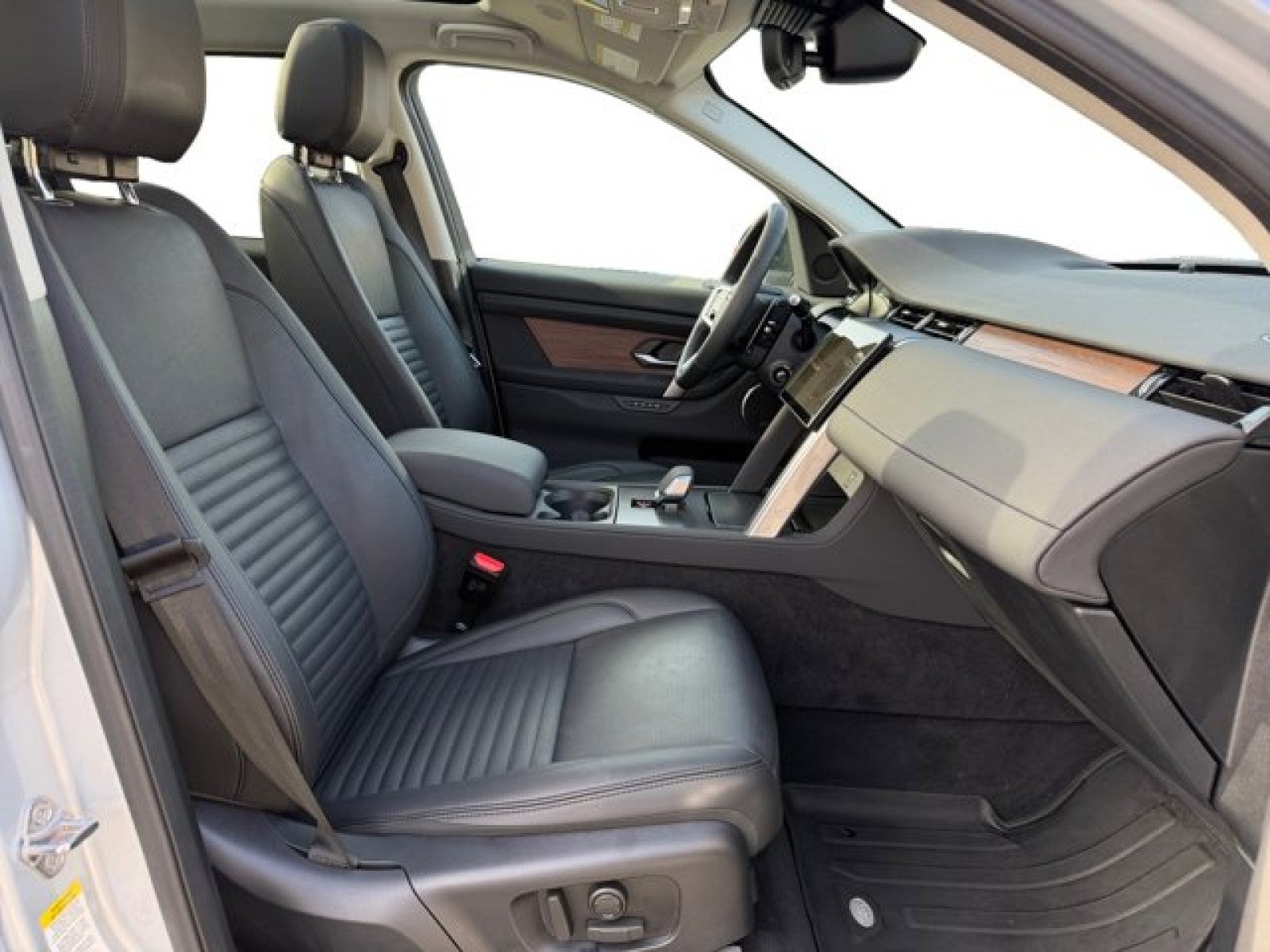 2024 Land Rover Discovery Sport Core S