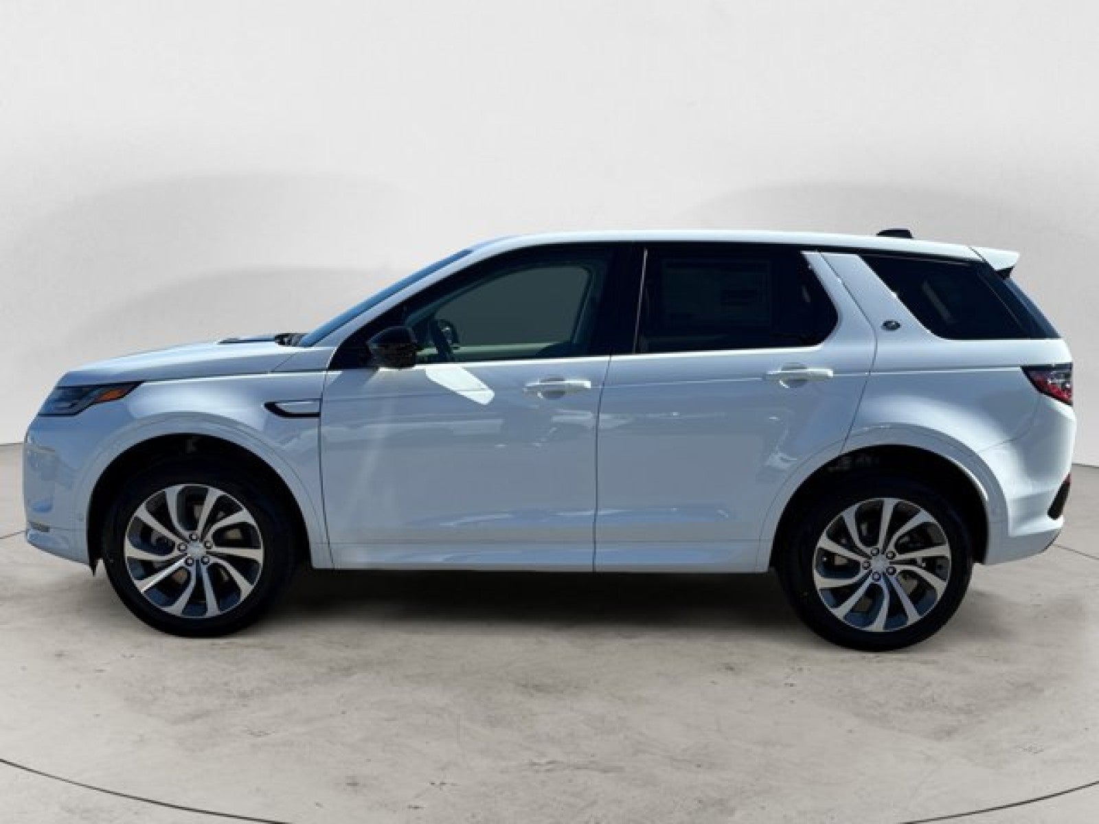 2025 Land Rover Discovery Sport S