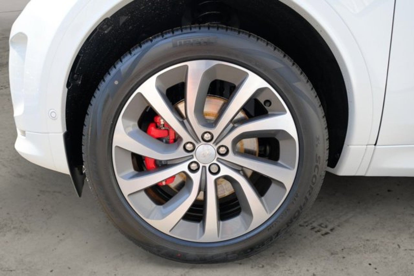 2024 Land Rover Discovery Sport Core S