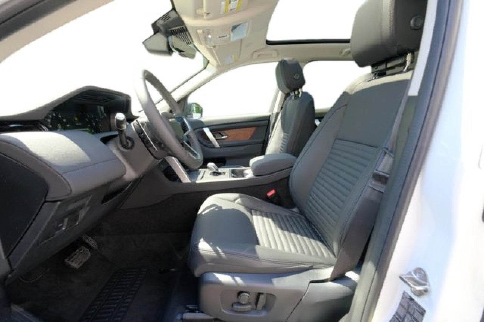 2024 Land Rover Discovery Sport Core S