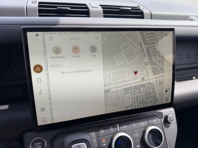 2026 Land Rover Defender X-Dynamic SE