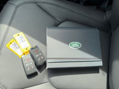 2026 Land Rover Defender X-Dynamic SE