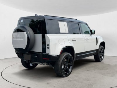 2026 Land Rover Defender X-Dynamic SE