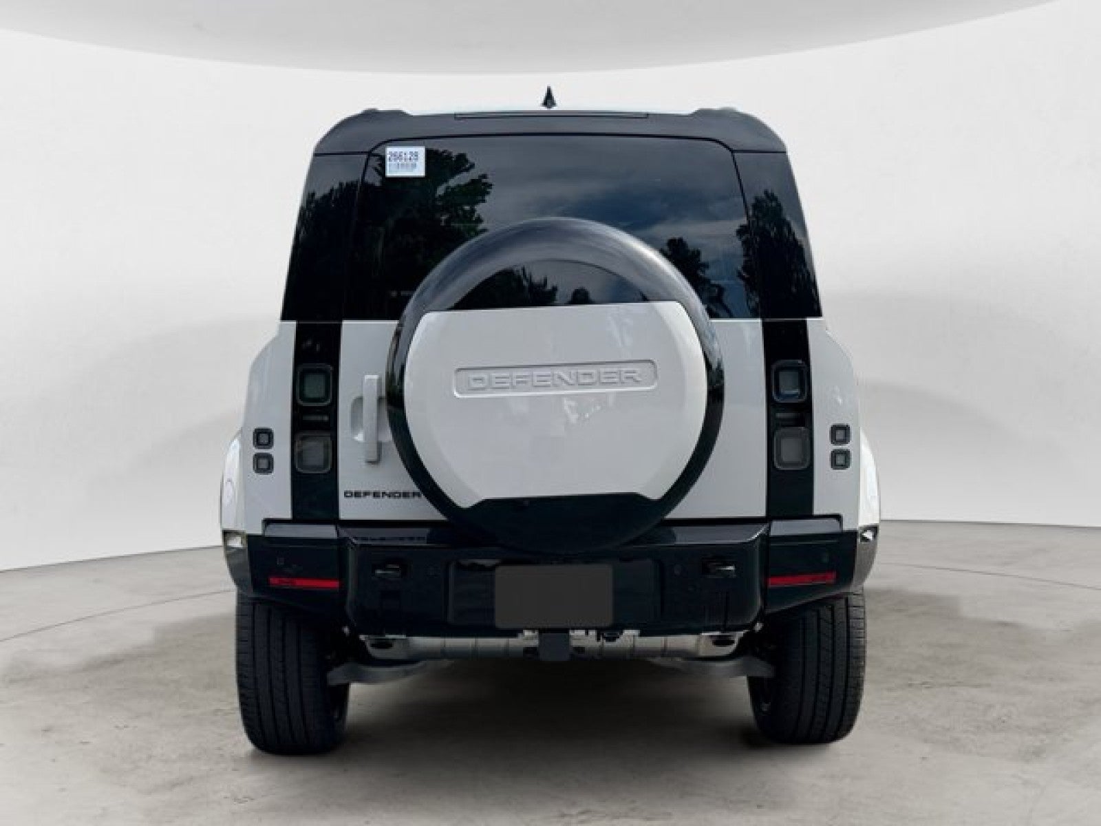 2026 Land Rover Defender X-Dynamic SE