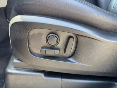 2022 Land Rover Defender X-Dynamic SE