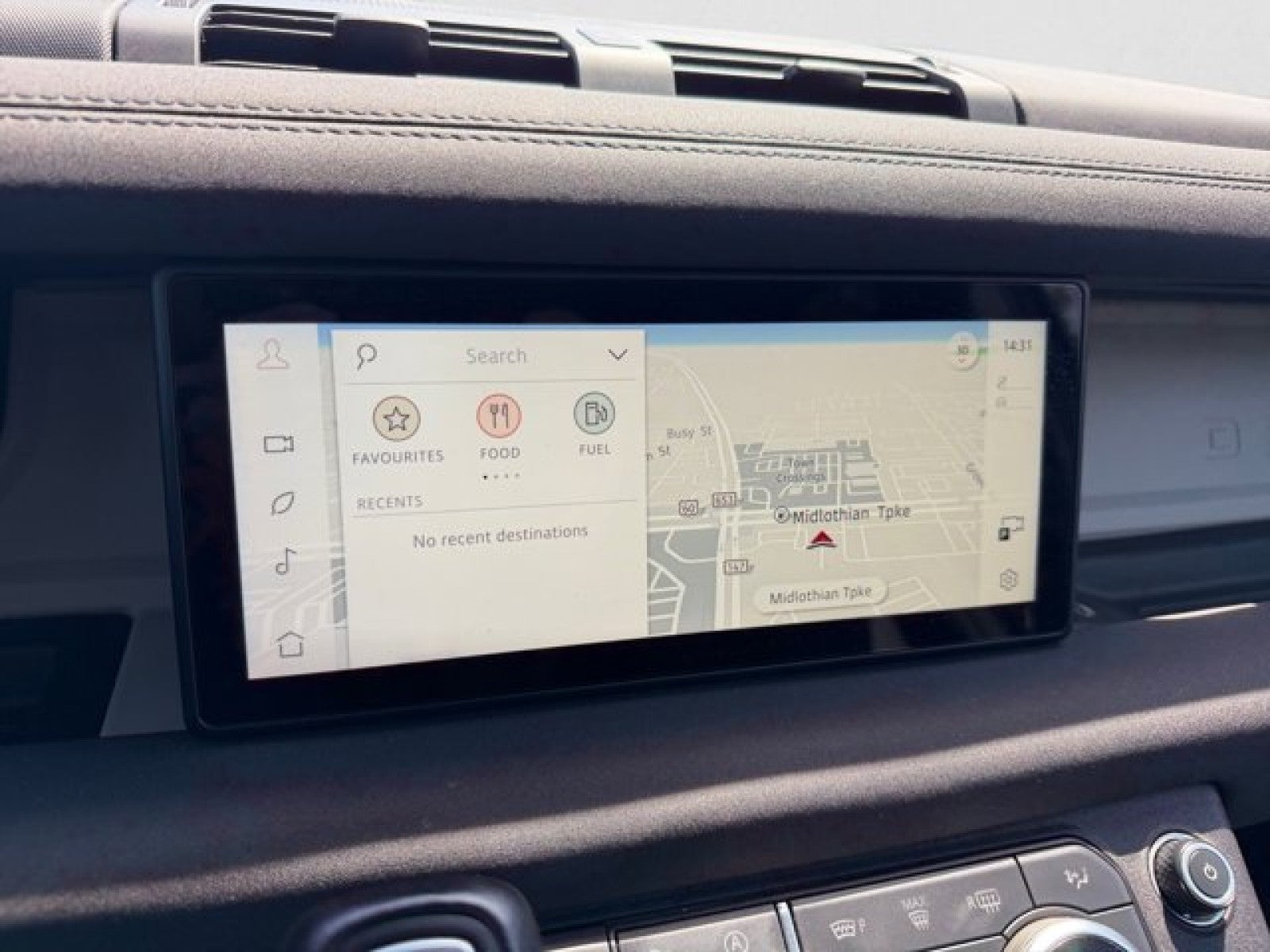 2022 Land Rover Defender X-Dynamic SE