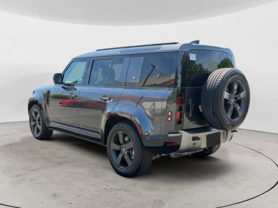 2022 Land Rover Defender X-Dynamic SE