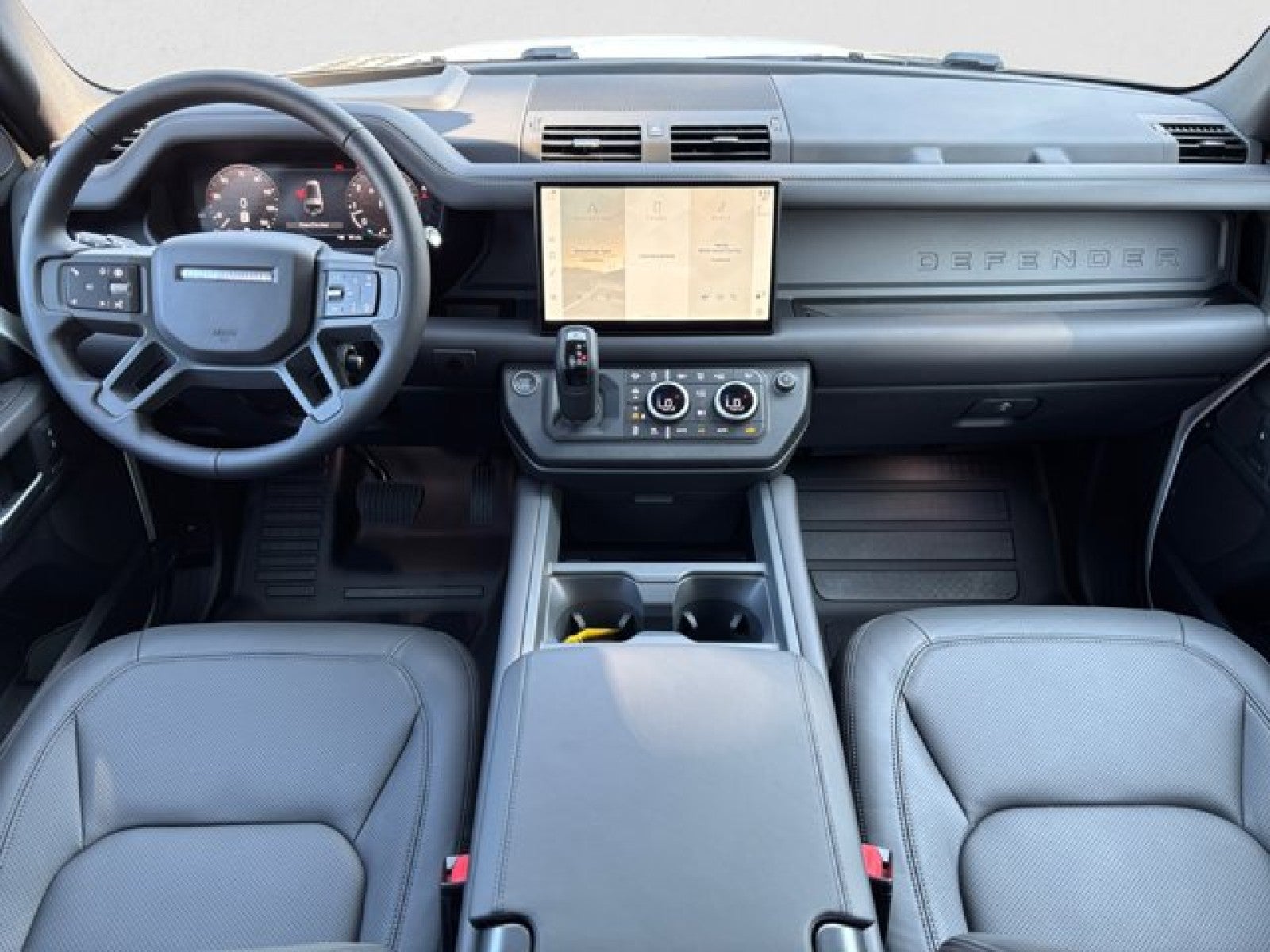 2025 Land Rover Defender X-Dynamic SE