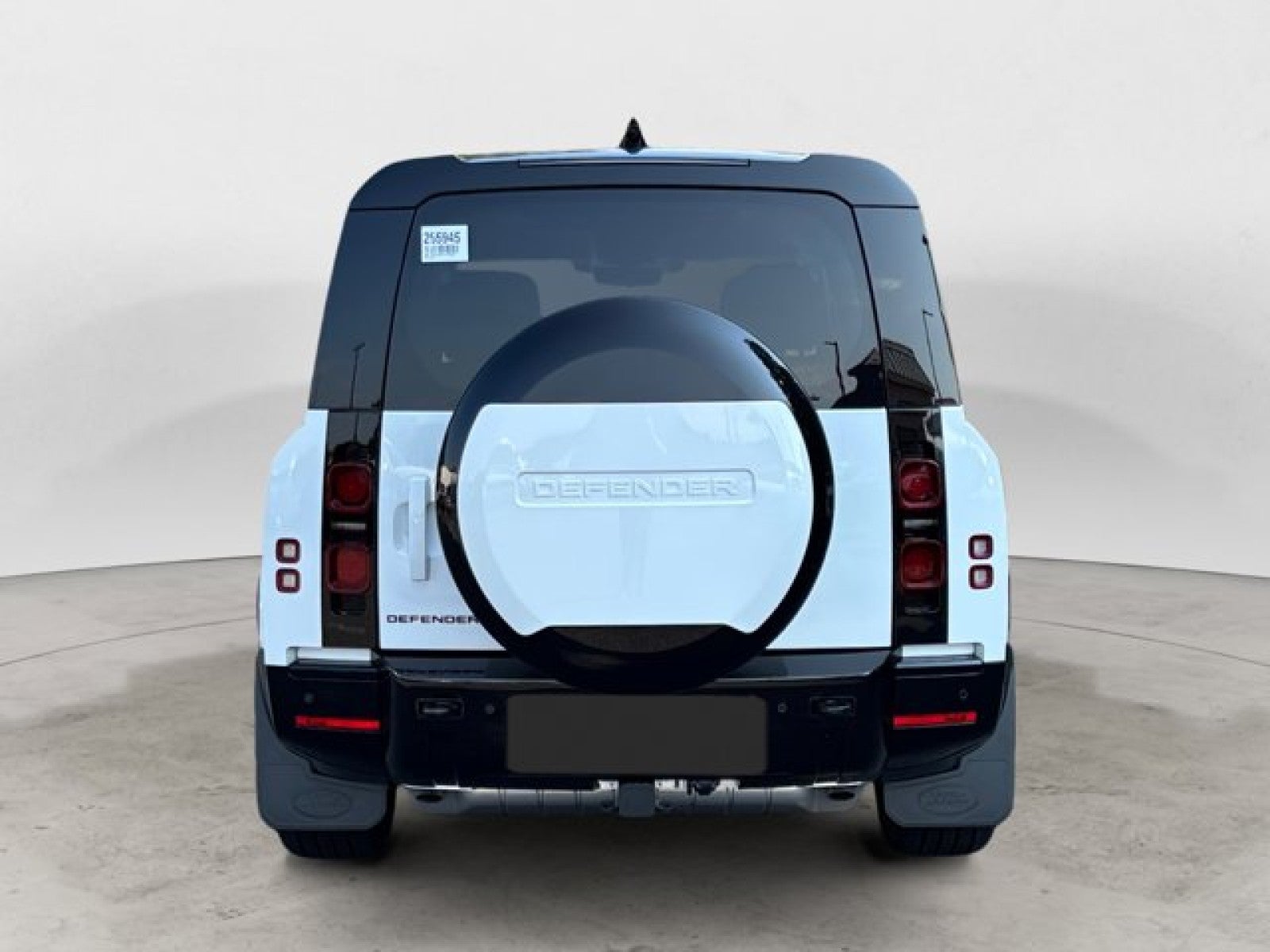 2025 Land Rover Defender X-Dynamic SE