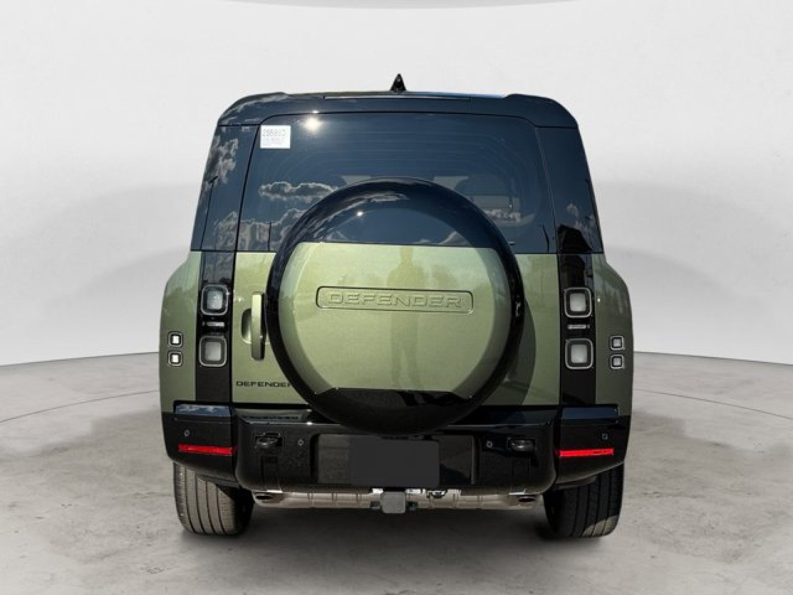 2026 Land Rover Defender X-Dynamic SE