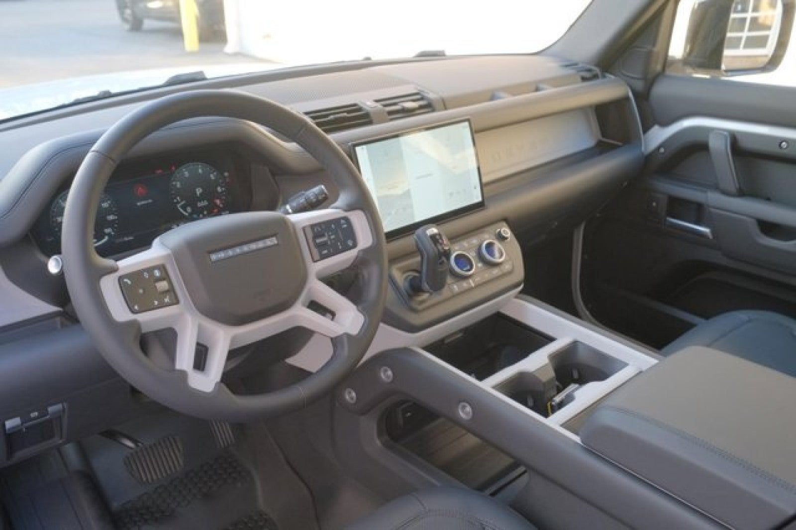 2025 Land Rover Defender S