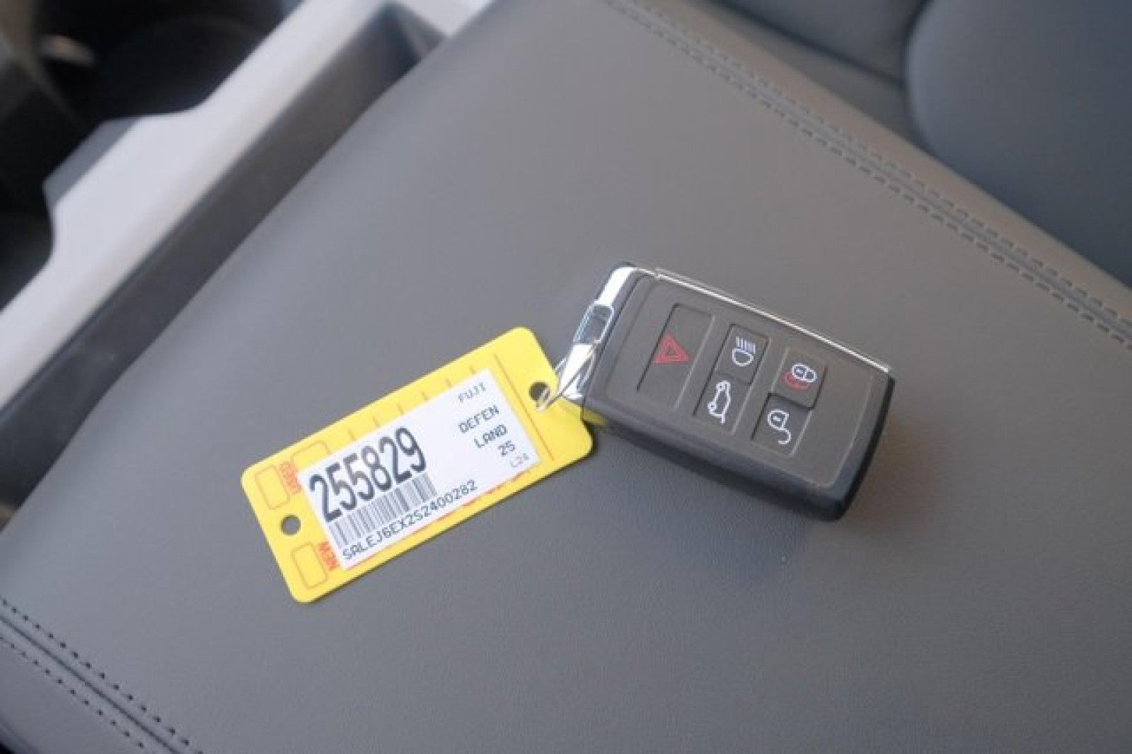 2025 Land Rover Defender S