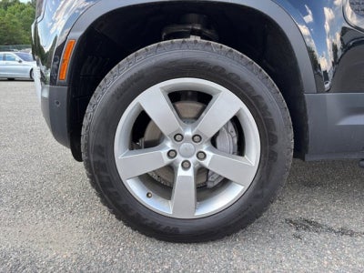 2025 Land Rover Defender S