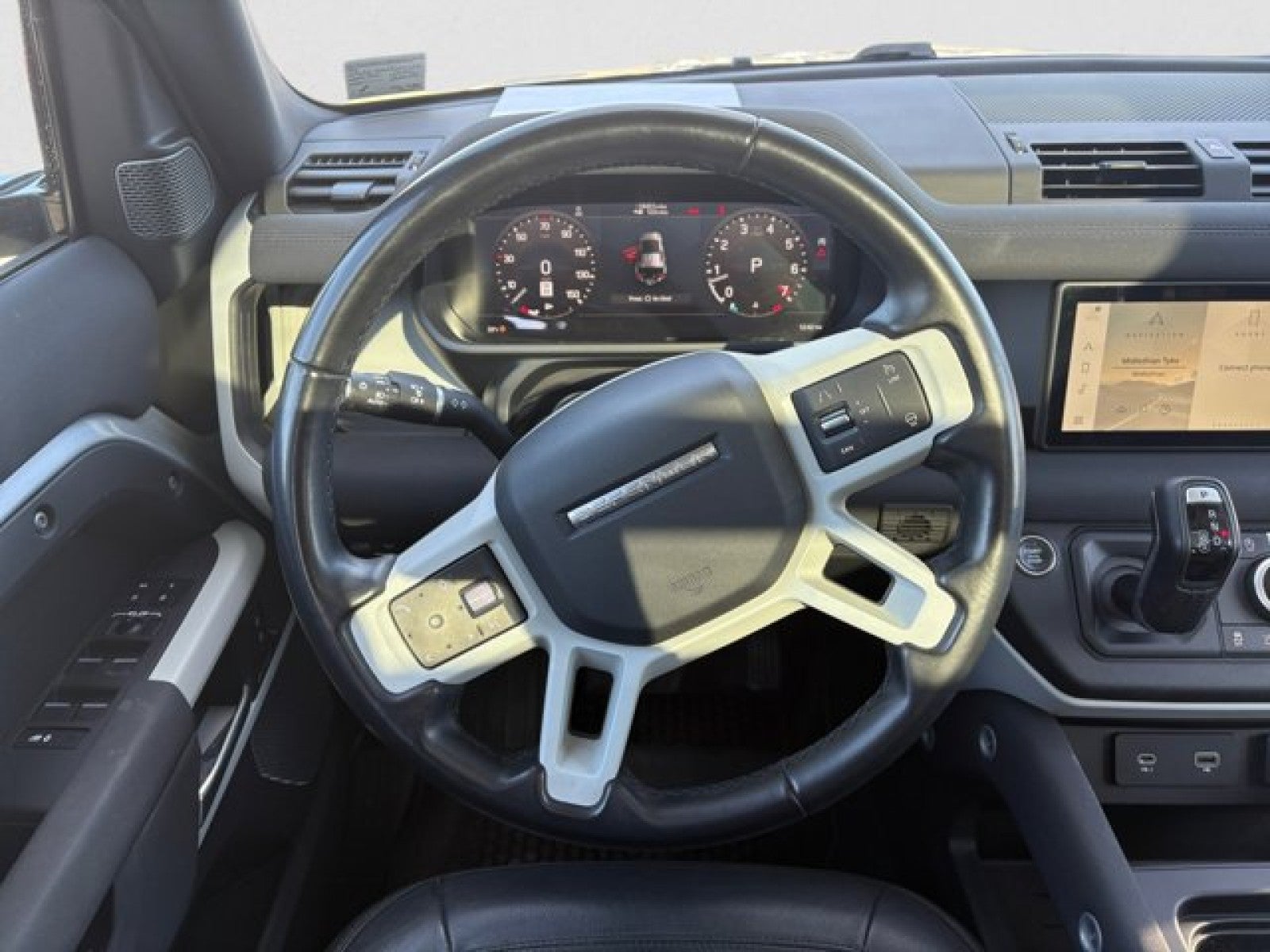 2023 Land Rover Defender S