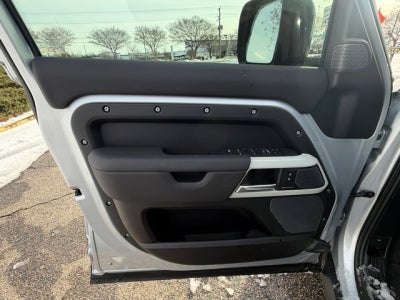 2024 Land Rover Defender S
