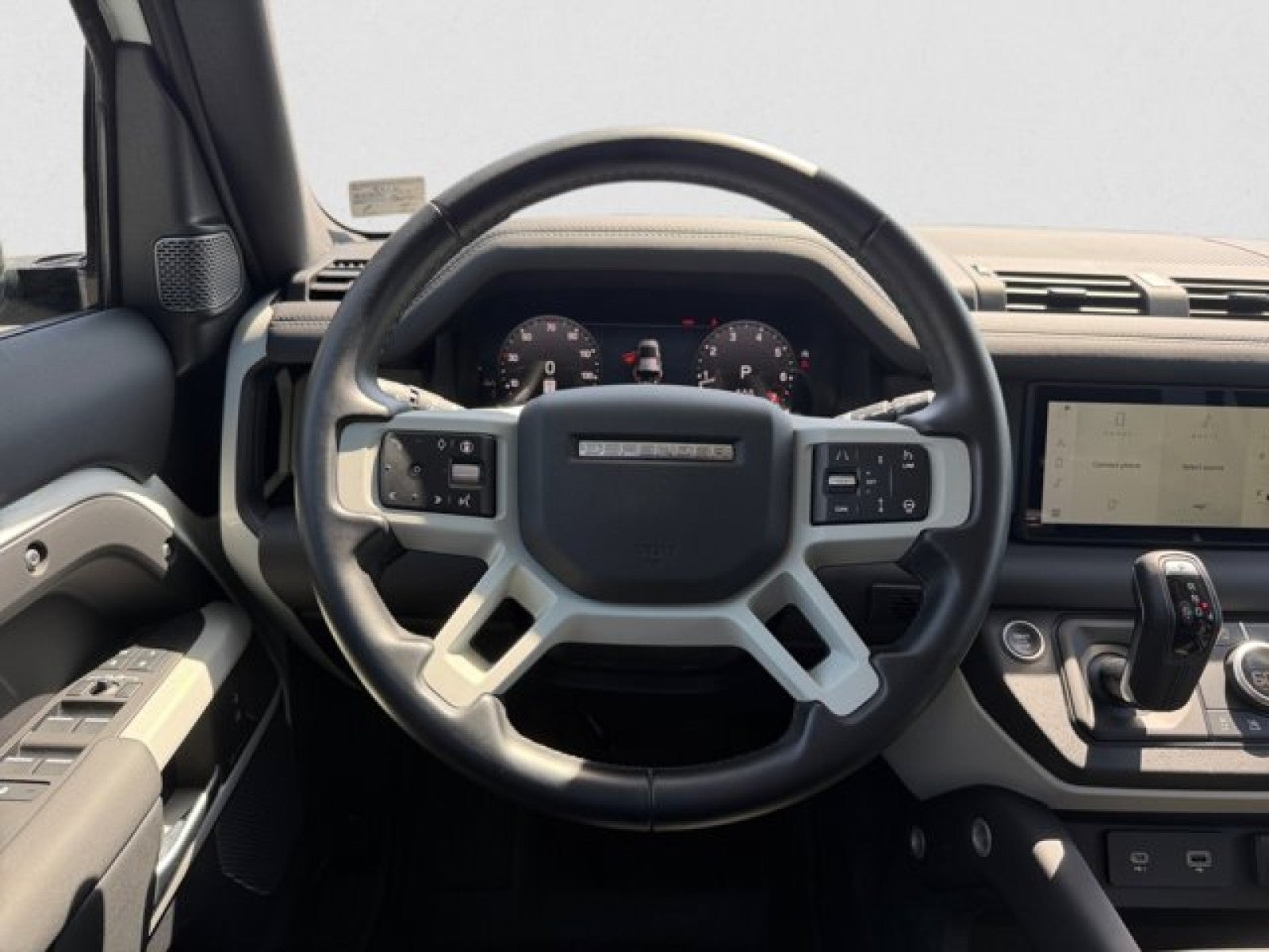 2024 Land Rover Defender 110 S