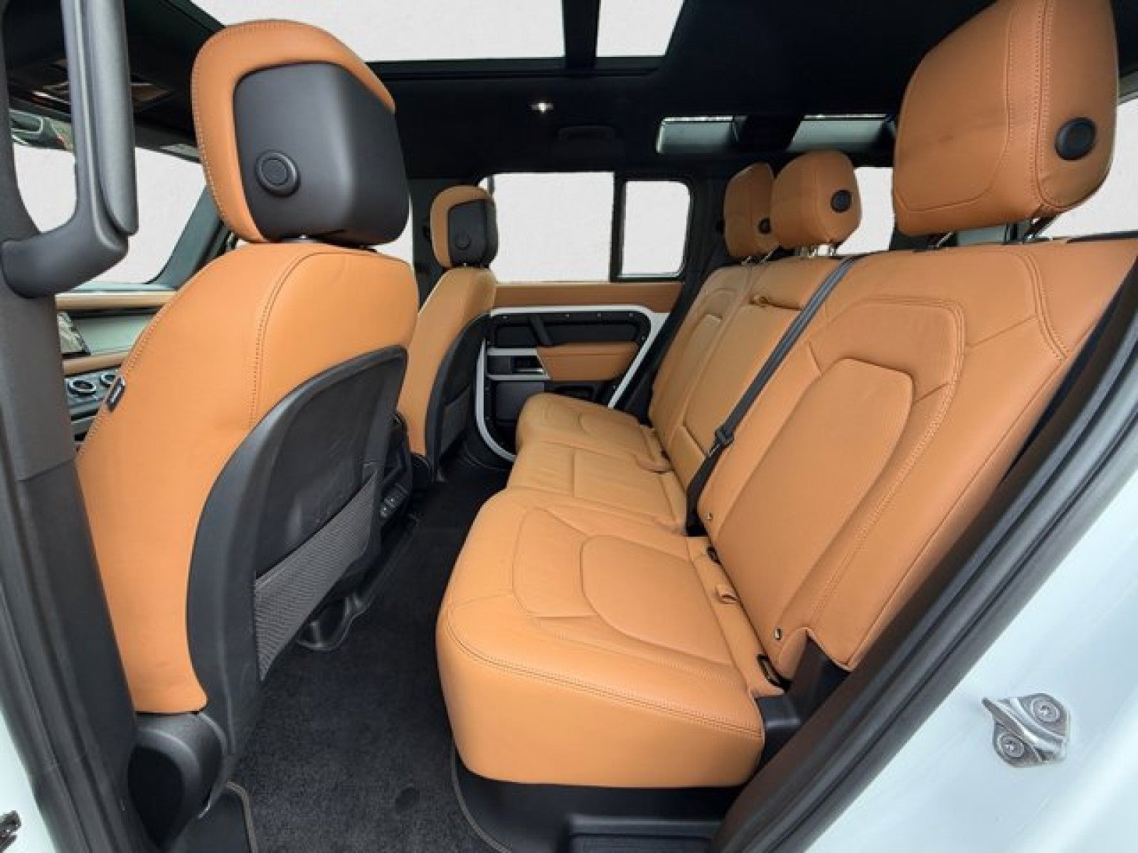 2023 Land Rover Defender S