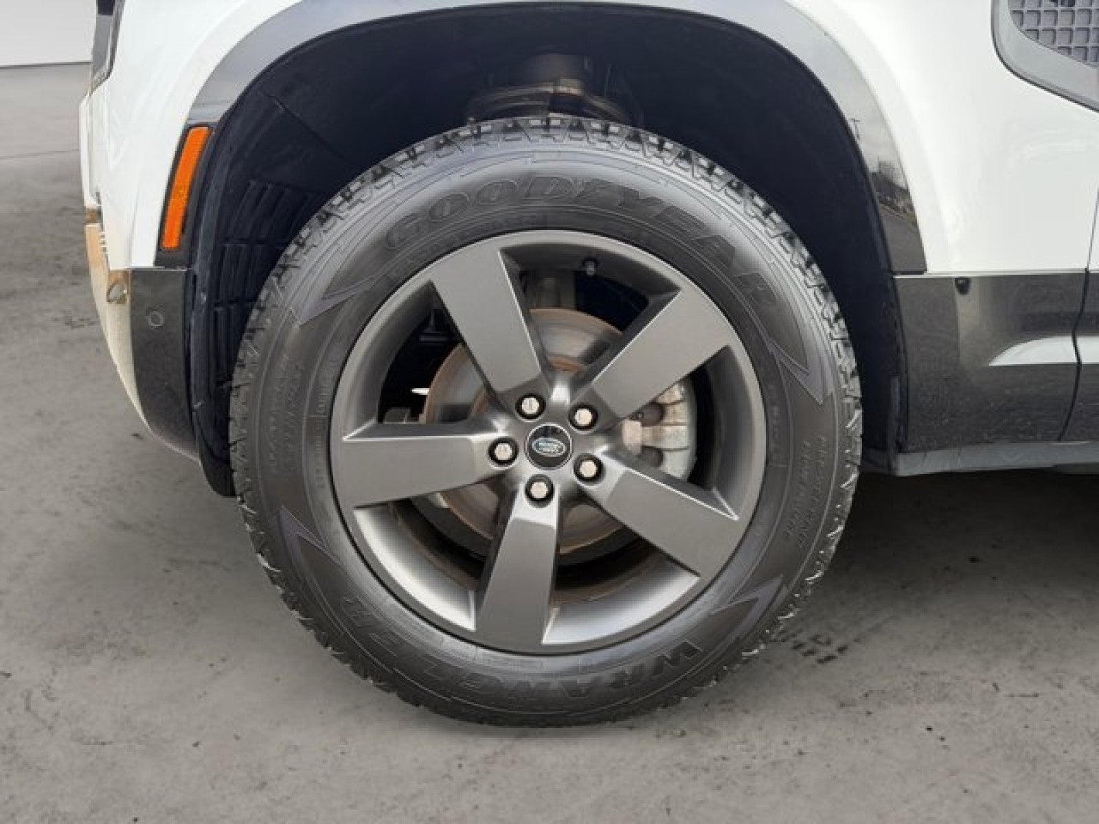 2023 Land Rover Defender S