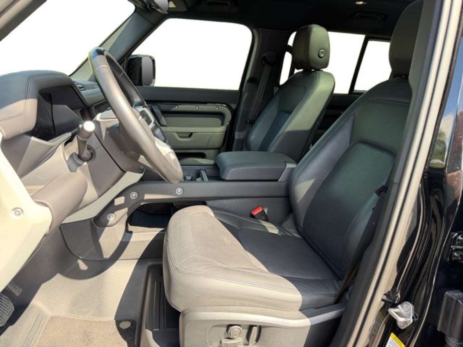 2024 Land Rover Defender S