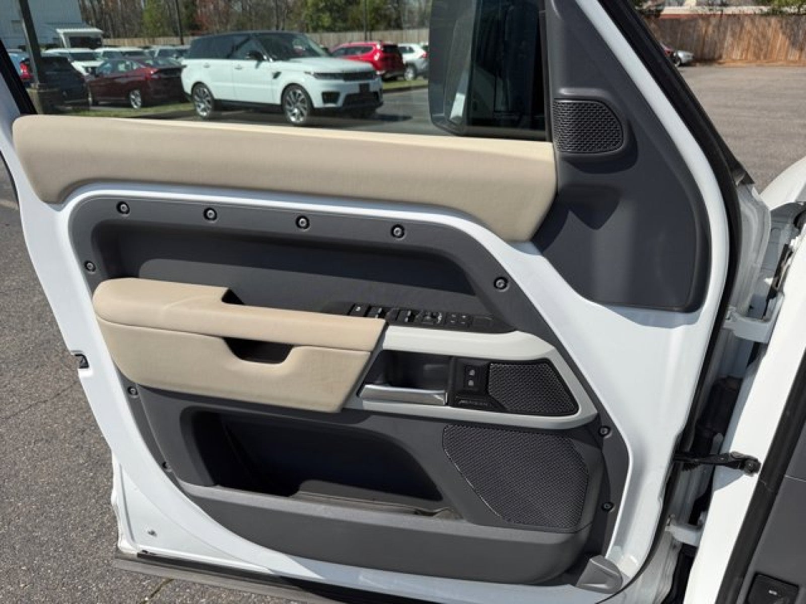 2024 Land Rover Defender S