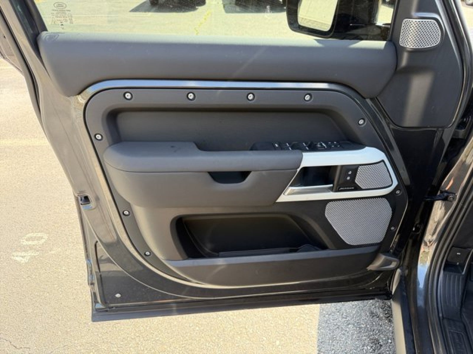 2024 Land Rover Defender 130 S