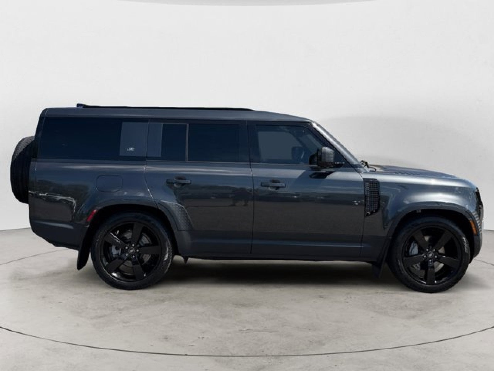 2024 Land Rover Defender 130 S